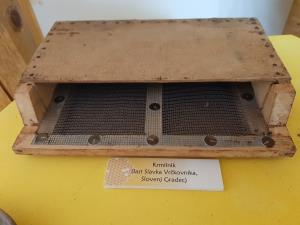 Čebelarska zbirka - Tic topla Foto: Občina Črna na Koroškem